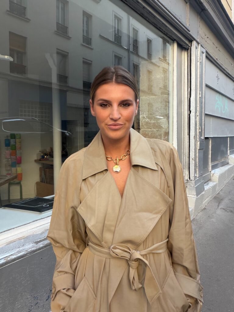 Sara, fondatrice de Willard Studios, conseil en style à Paris